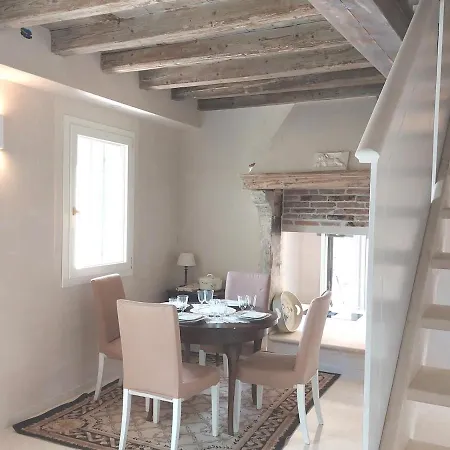 Fairytale Old Stonehouse * Brendola
